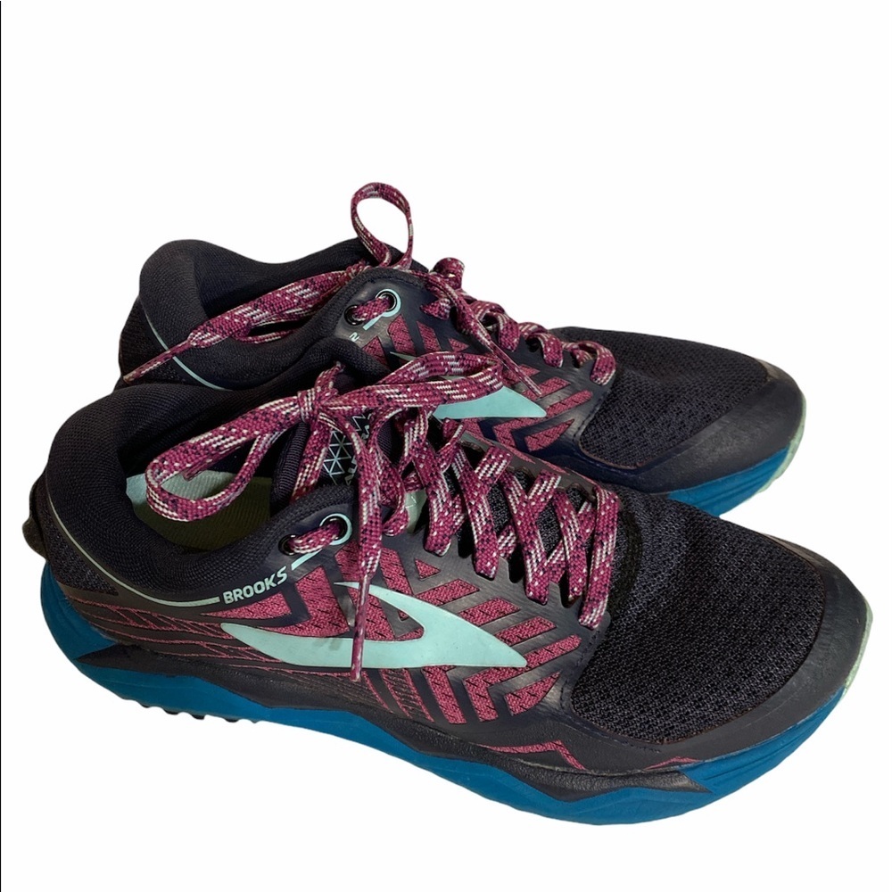 BROOKS CALDERA 2 ATHLETIC SHOES SIZE 8